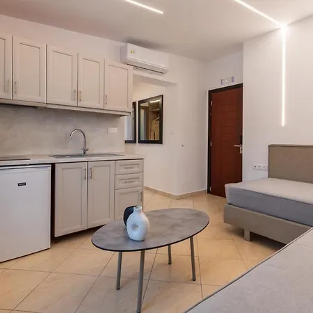 Agni On The Apartmanhotel 3*